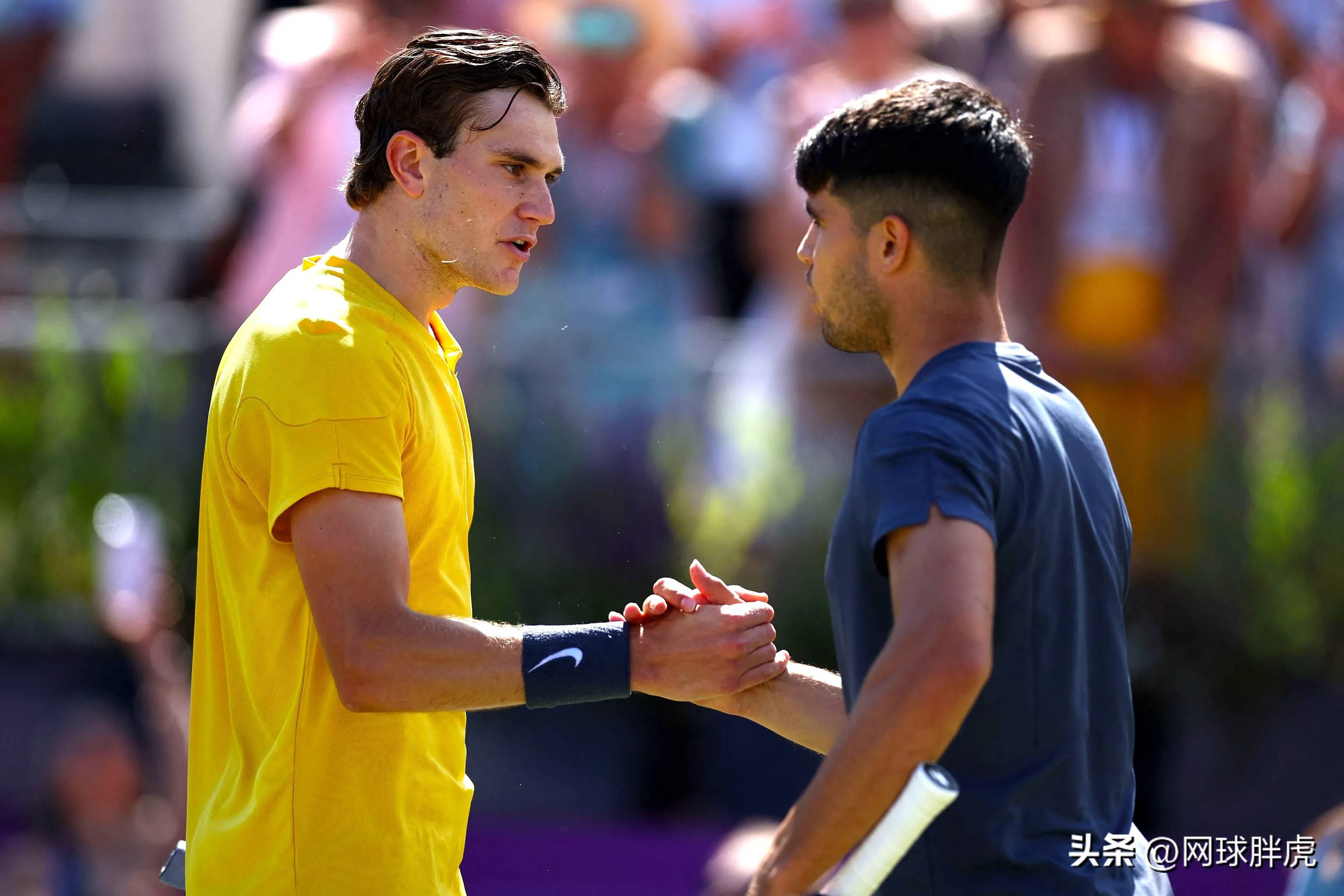 开云在线-穆雷爆冷击败TES，比分优势明显引爆全场！